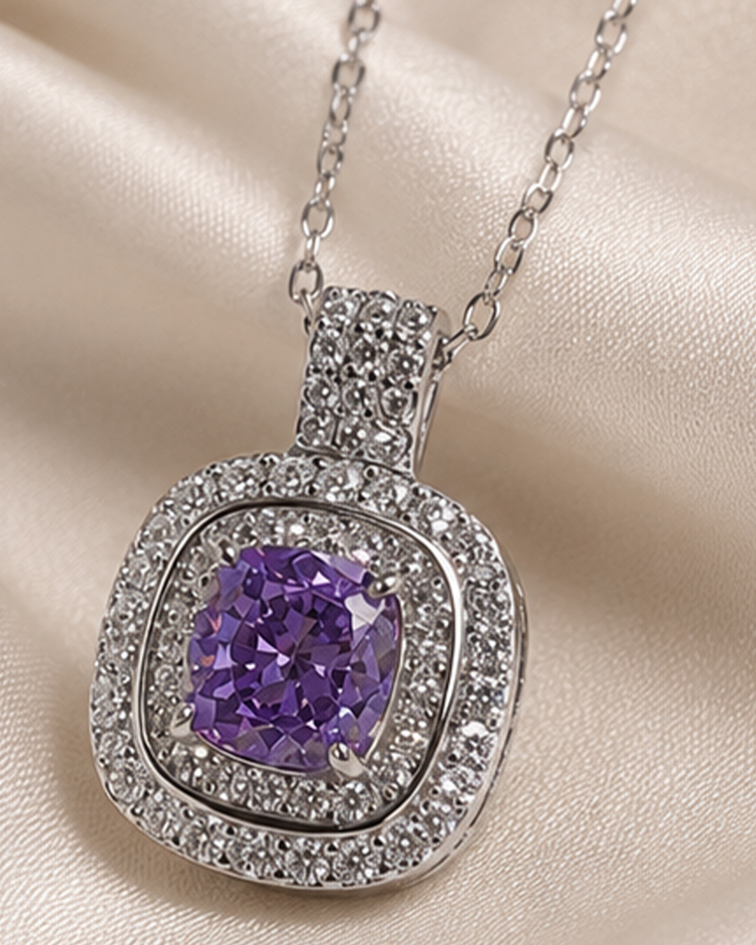 Simple silver necklace inlaid with white zircon and amethyst stones